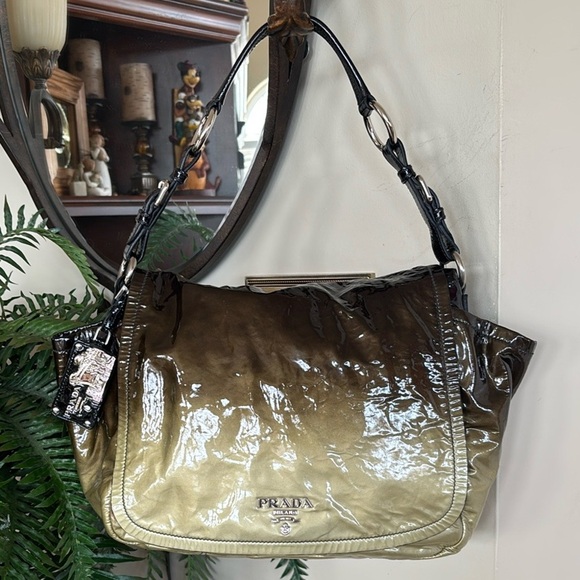 Prada Vernice Sfumato Flap Bag Spazzolato Ombre Shoulder Purse Patent Leather - Picture 1 of 16